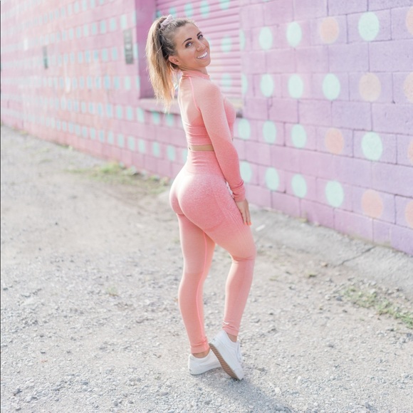 Meet your Posher, Emily - Picture 4 of 6